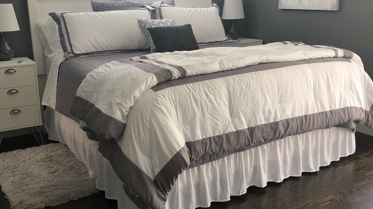 Photo of Bedroom in Warrenville