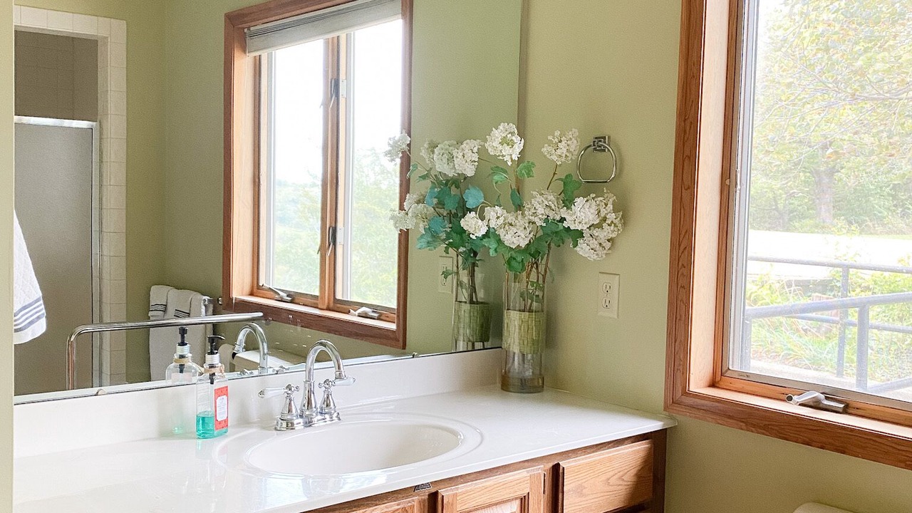 Photo of Bathroom in Elizabeth
