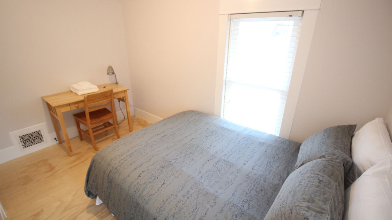 Photo of Bedroom in Urbana