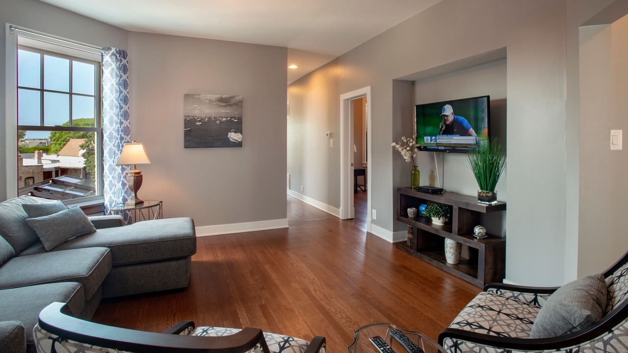 Photo of Livingroom in Wrigleyville