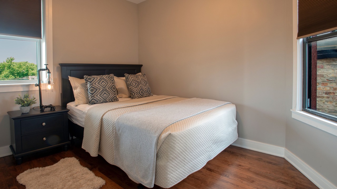 Photo of Bedroom in Wrigleyville