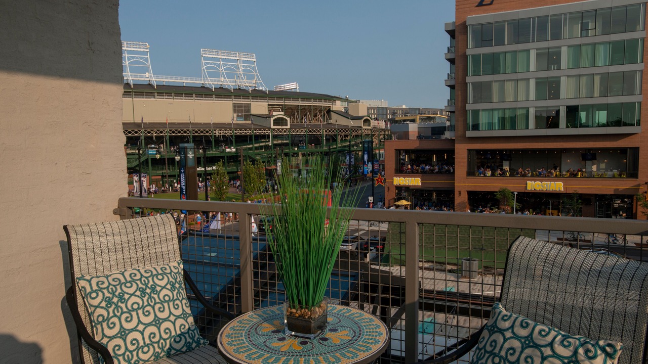 Photo of Outdoor in Wrigleyville