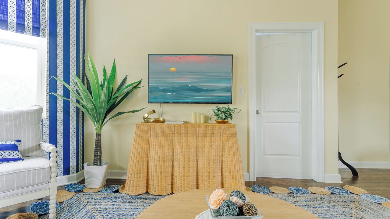 Photo of Livingroom in Uptown