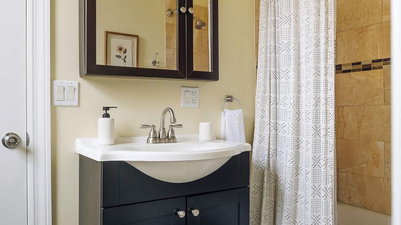 Photo of Bathroom in Uptown