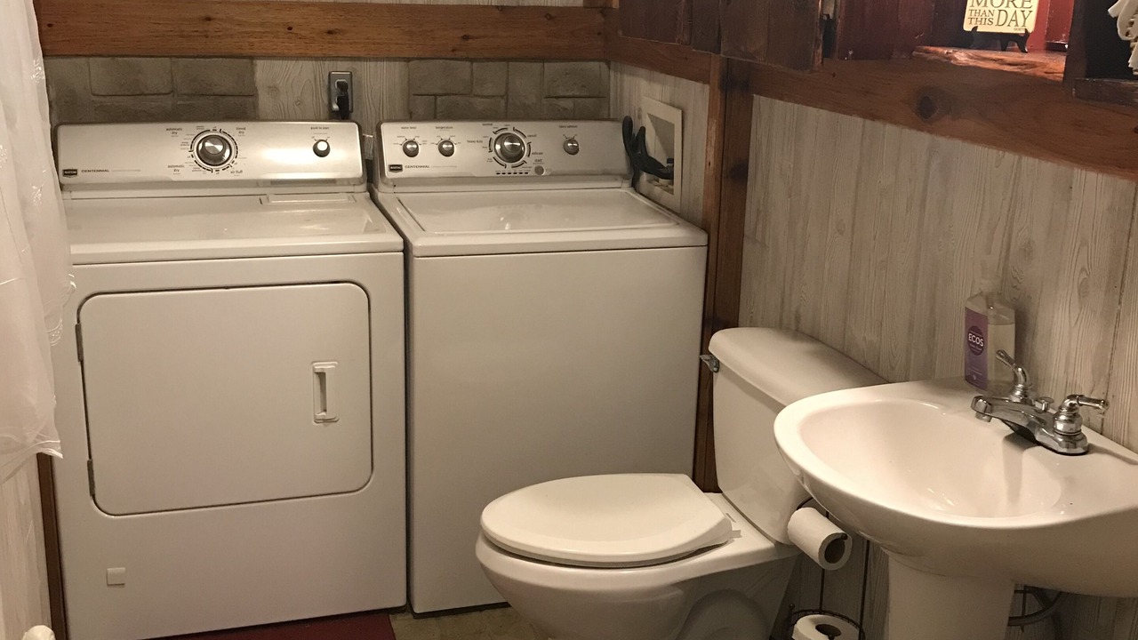 Photo of Bedroom in Holcomb