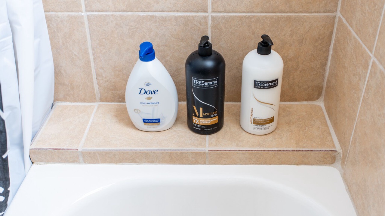 Photo of Bathroom in Logan Square