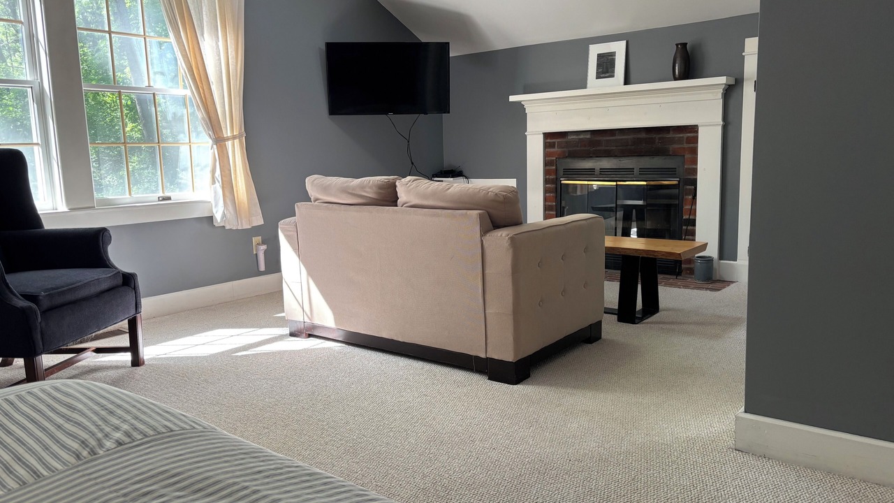 Photo of Livingroom in Galena