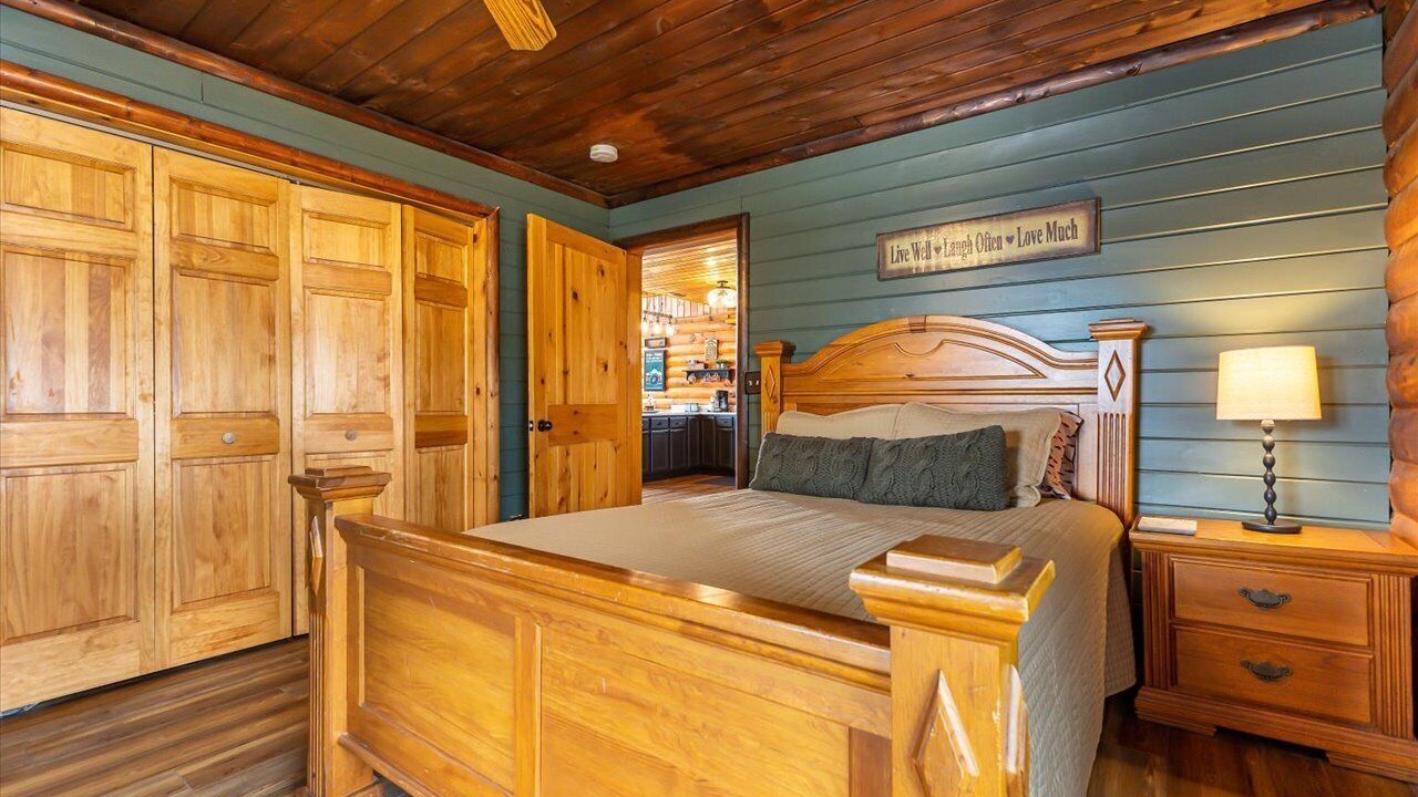 Photo of Bedroom in Apple River