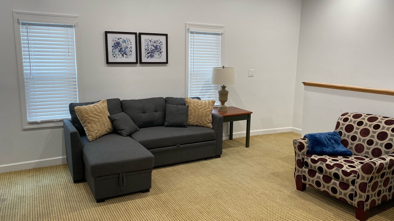 Photo of Livingroom in Lakeview