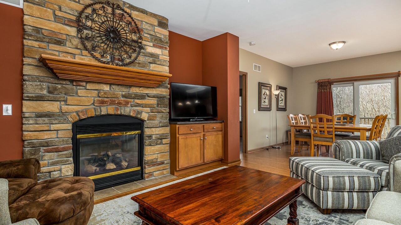 Photo of Livingroom in The Galena Territory