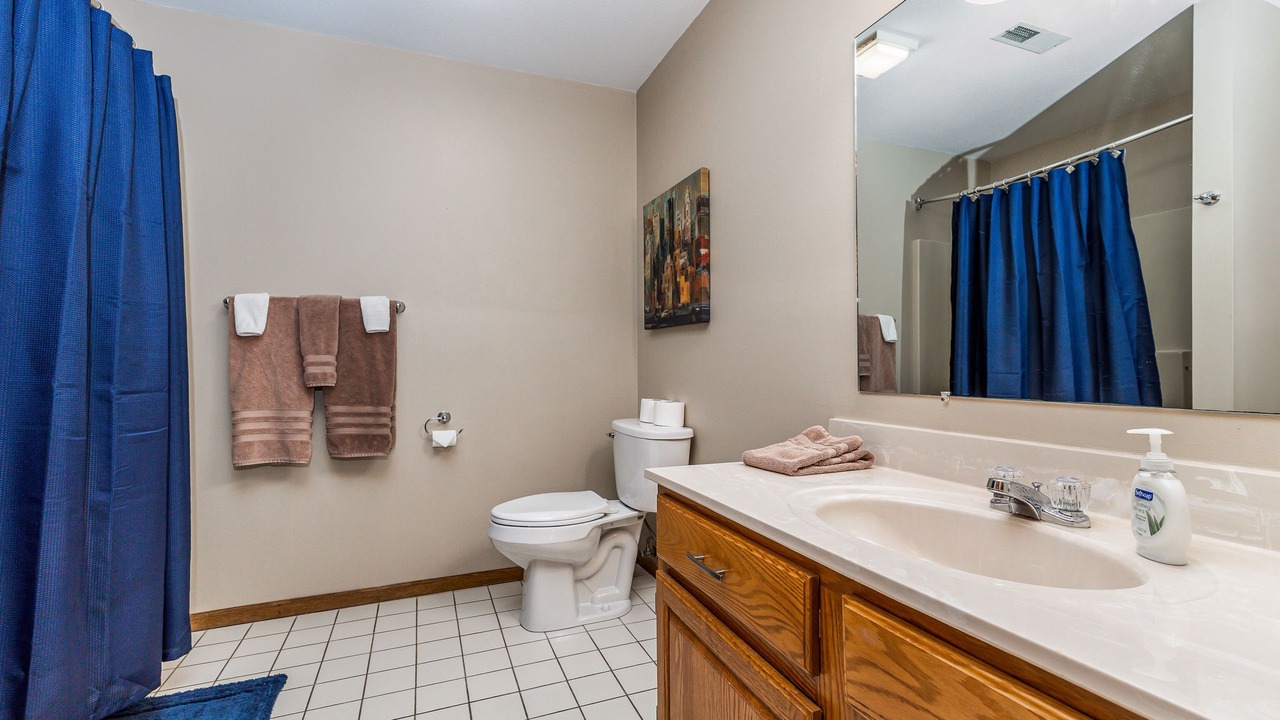 Photo of Bathroom in The Galena Territory