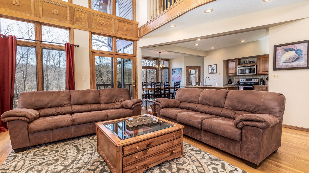 Photo of Livingroom in The Galena Territory