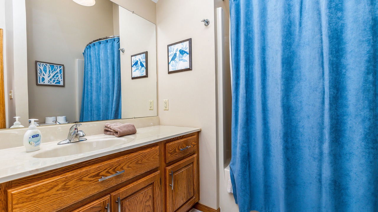 Photo of Bathroom in The Galena Territory