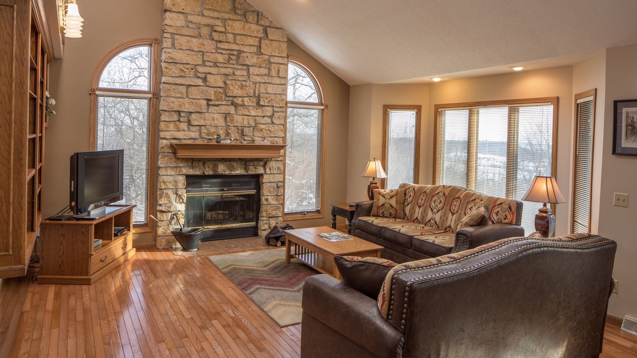 Photo of Livingroom in The Galena Territory