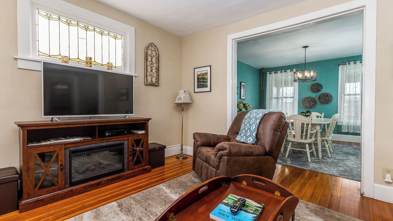 Photo of Livingroom in Galena