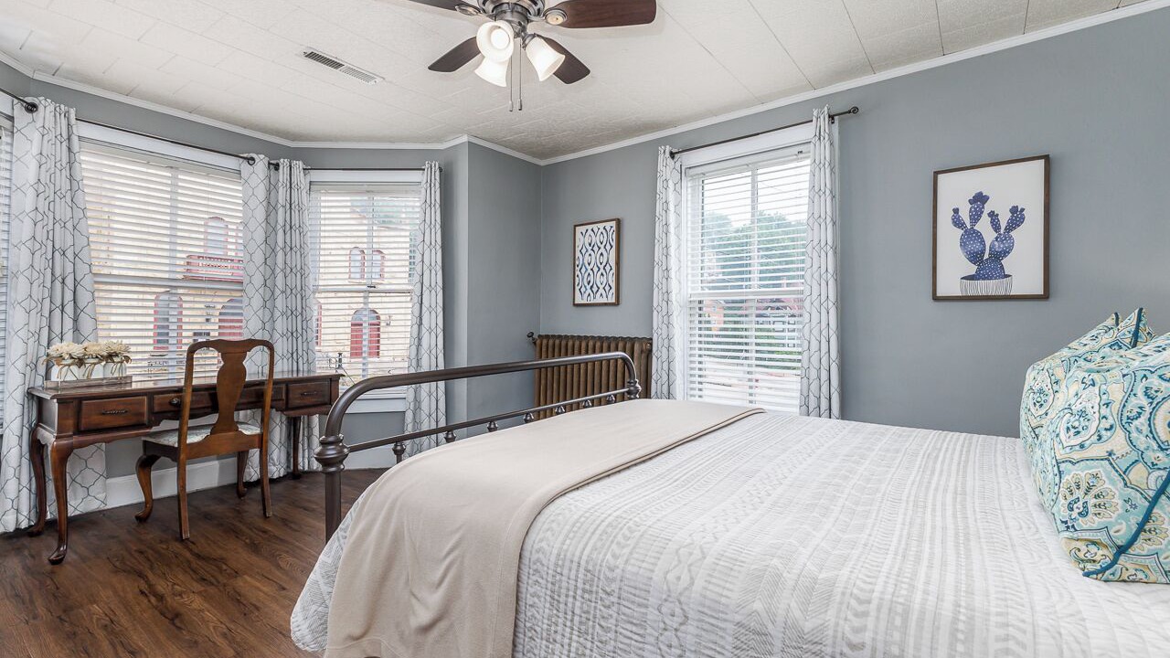 Photo of Bedroom in Galena