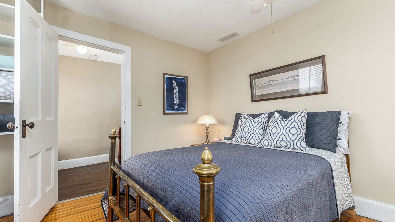 Photo of Bedroom in Galena