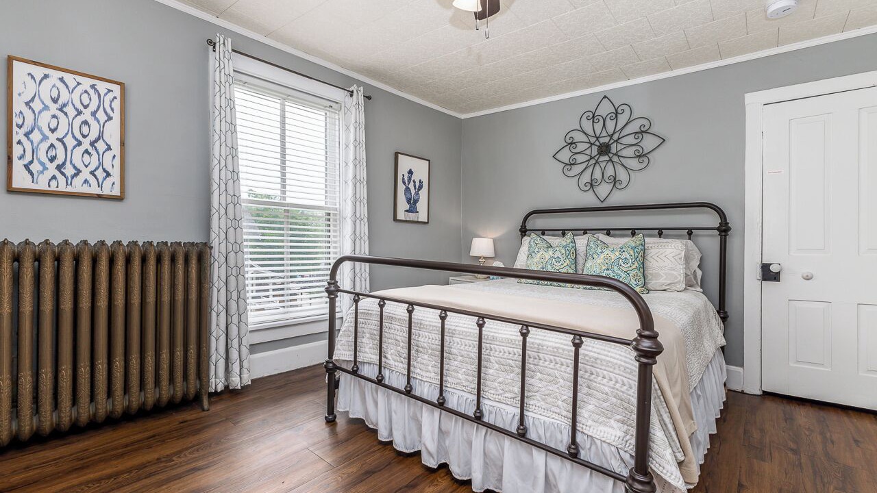 Photo of Bedroom in Galena