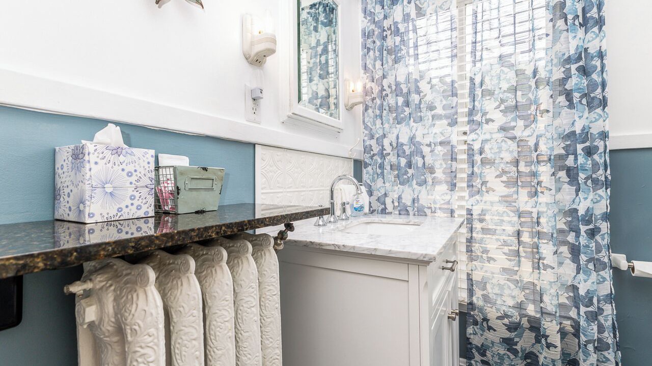 Photo of Bathroom in Galena