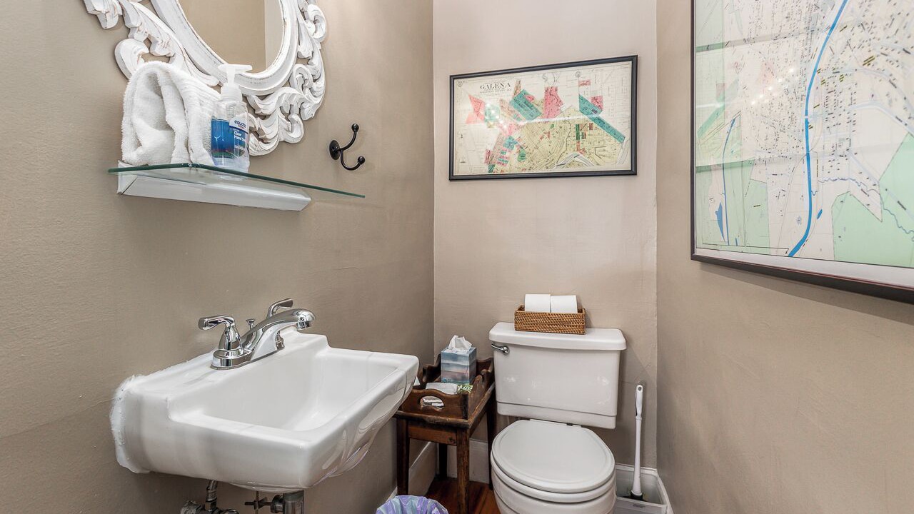 Photo of Bathroom in Galena
