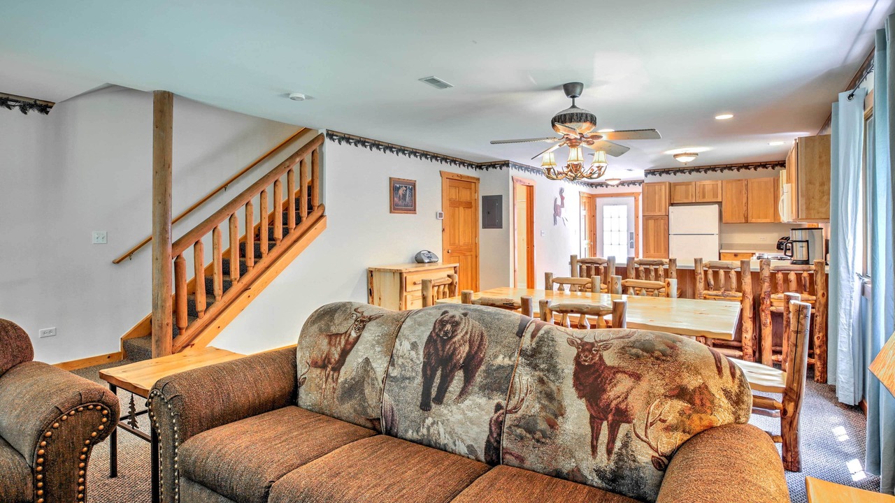 Photo of Livingroom in Utica