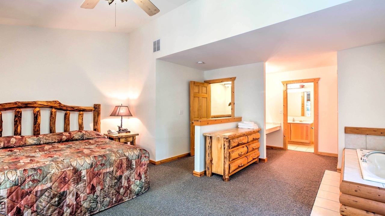 Photo of Bedroom in Utica