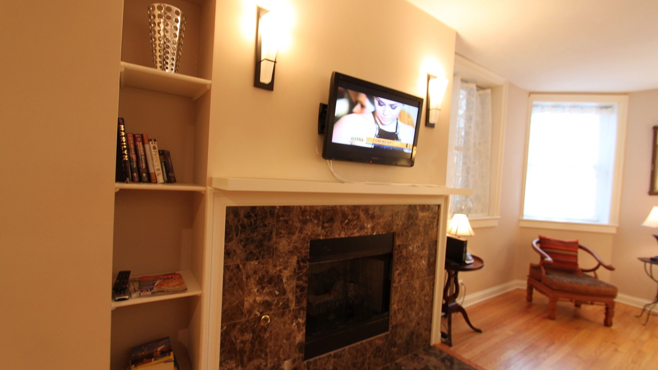 Photo of Livingroom in Rogers Park