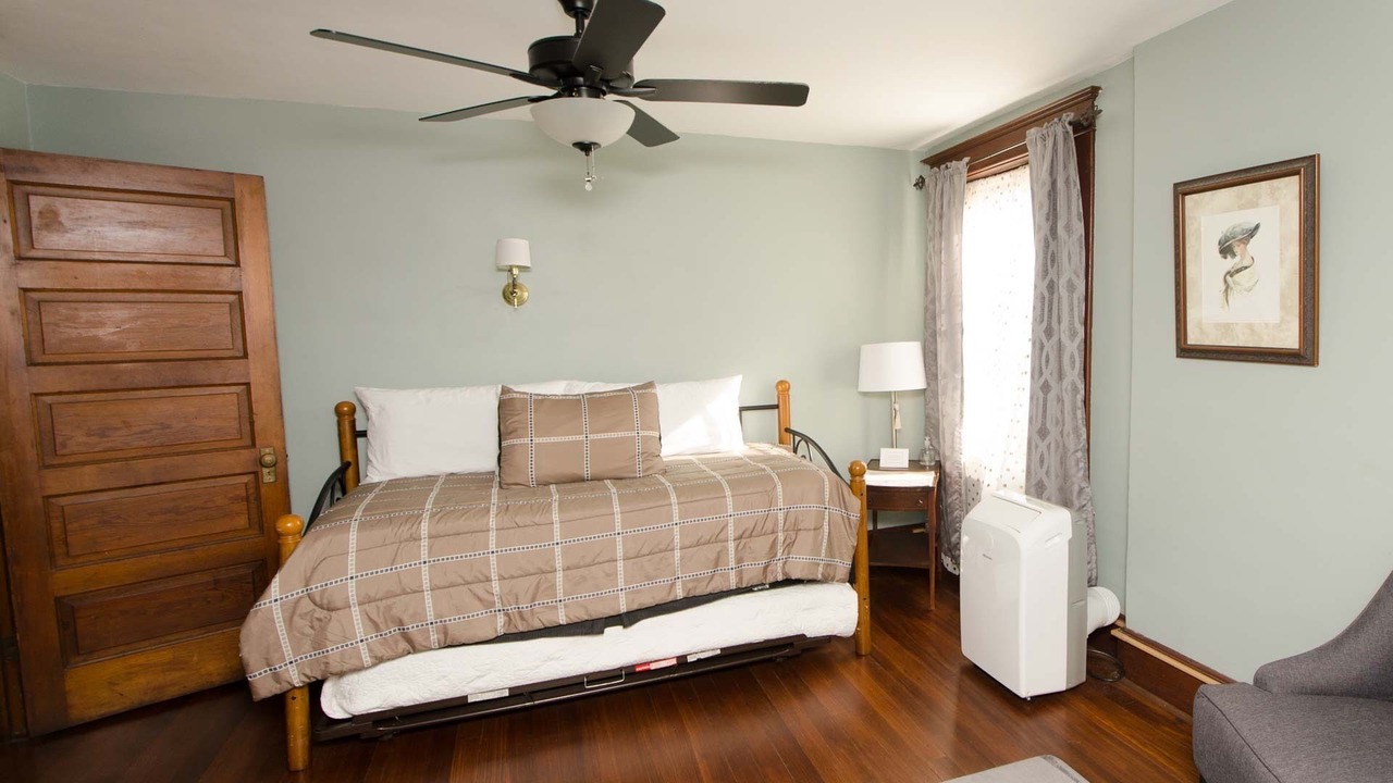 Photo of Bedroom in Galena