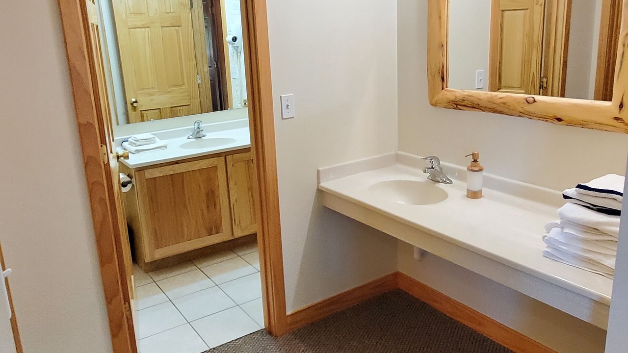 Photo of Bathroom in Oglesby