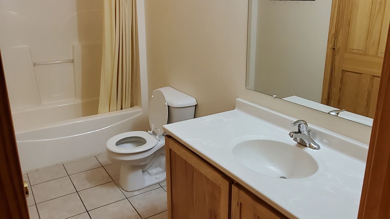Photo of Bathroom in Oglesby