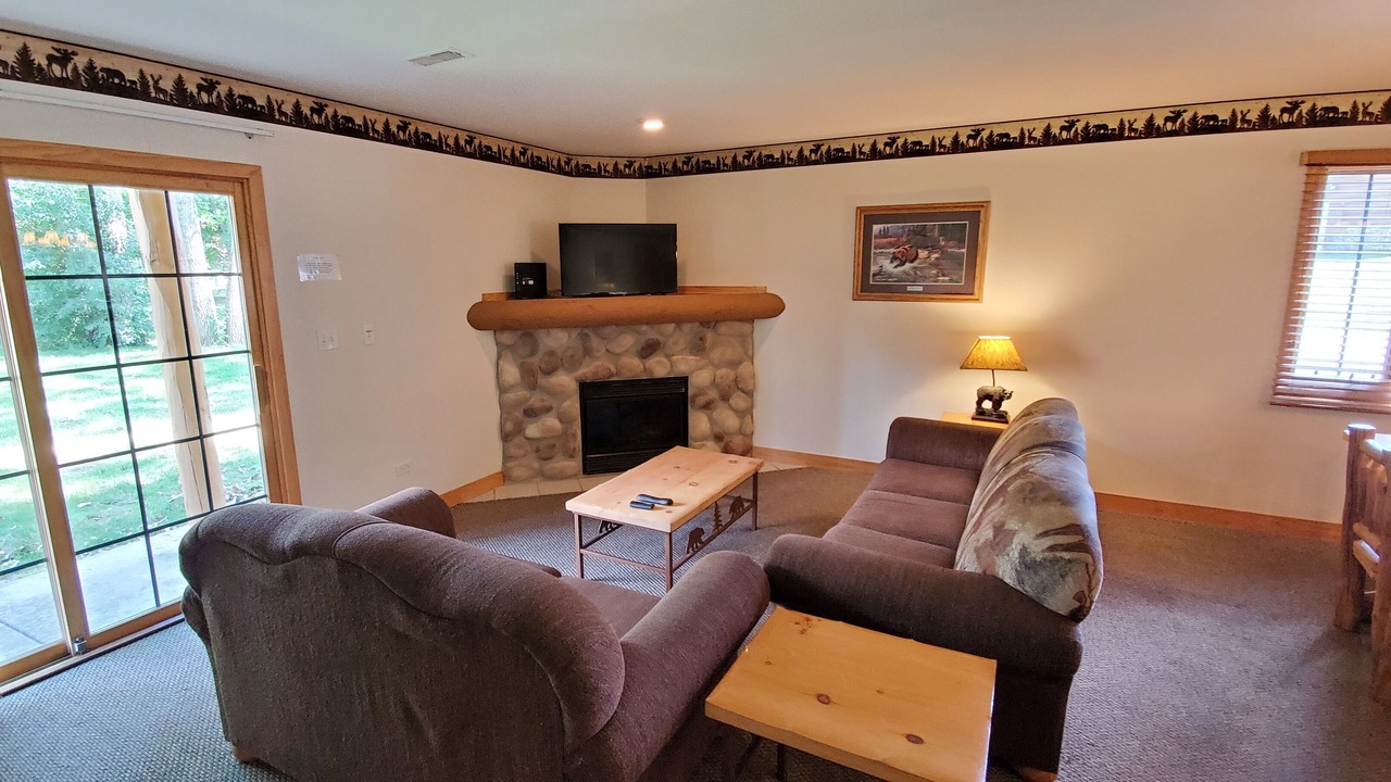 Photo of Livingroom in Oglesby