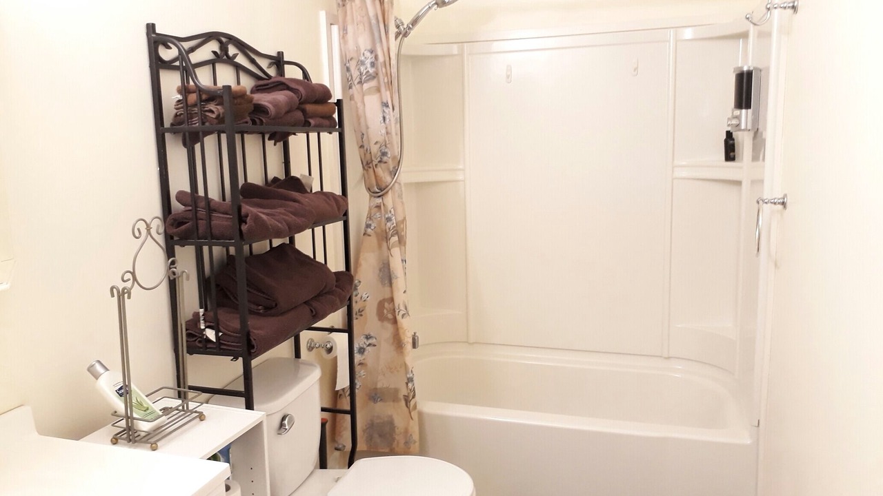 Photo of Bathroom in Murrayville