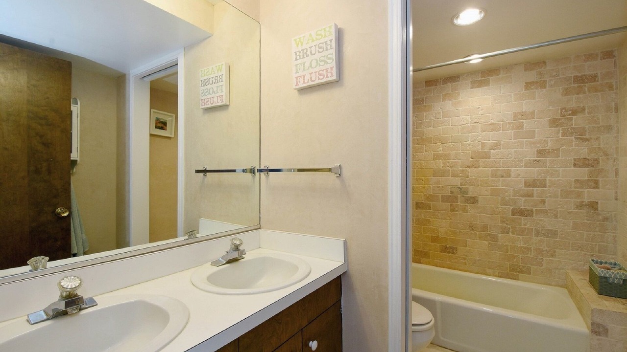 Photo of Bathroom in Barrington Hills