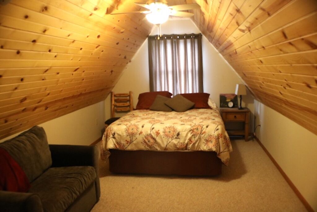 Photo of Bedroom in Quincy