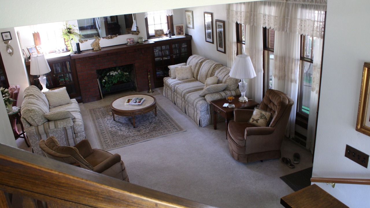 Photo of Livingroom in Dixon