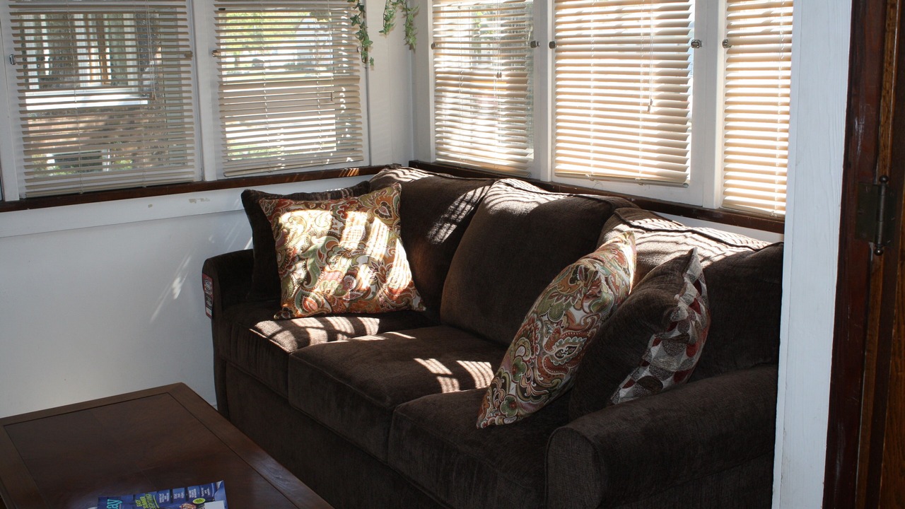 Photo of Livingroom in Dixon