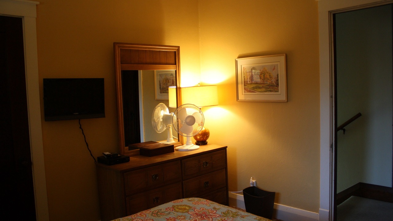 Photo of Bedroom in Dixon