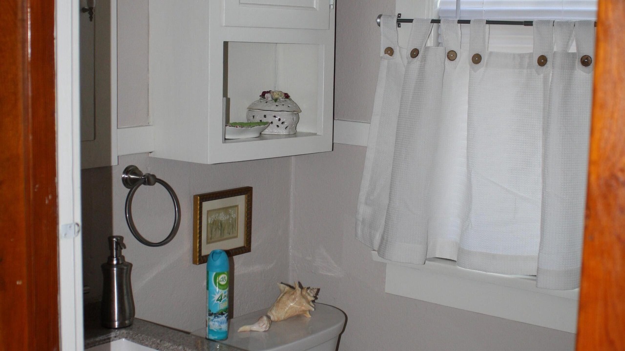Photo of Bathroom in Dixon