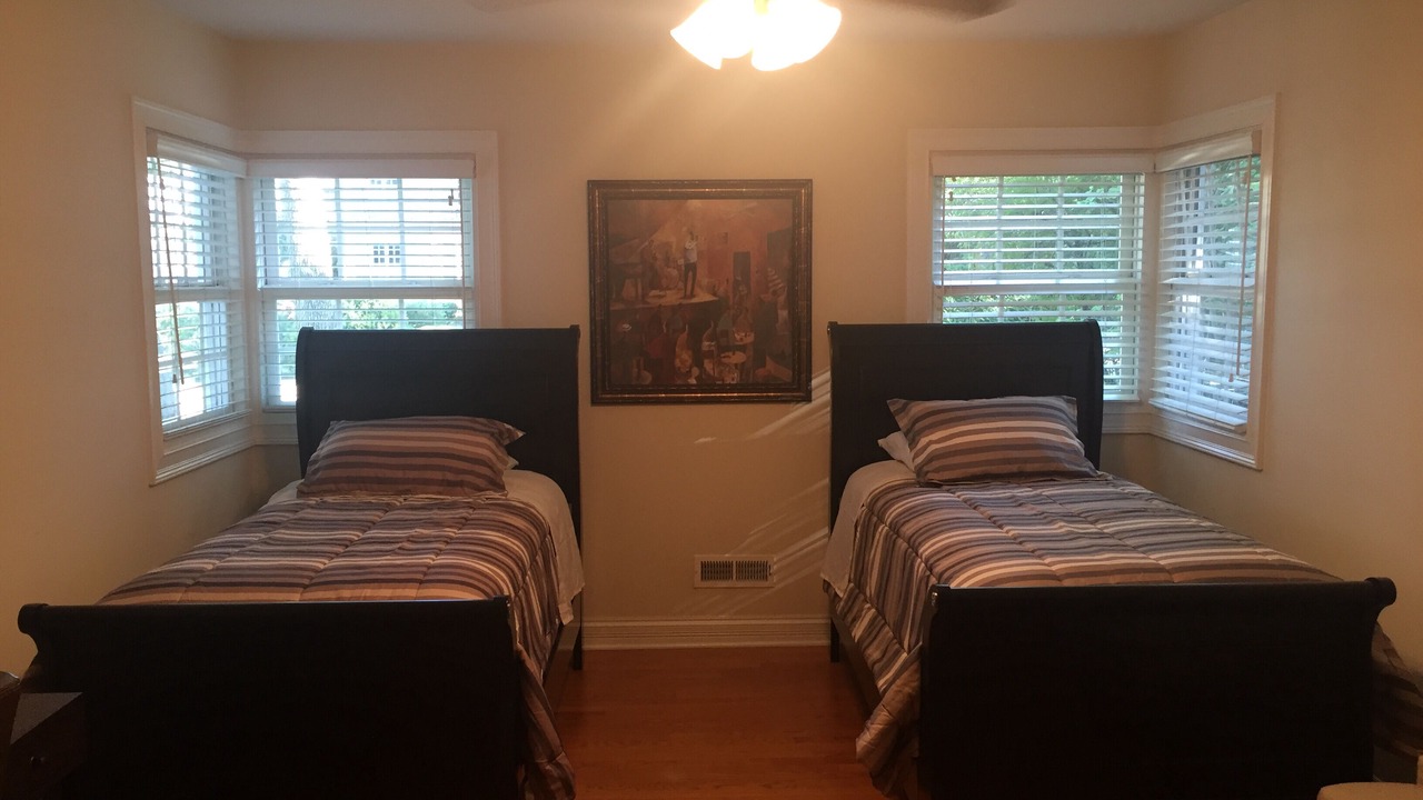 Photo of Bedroom in Lake Forest