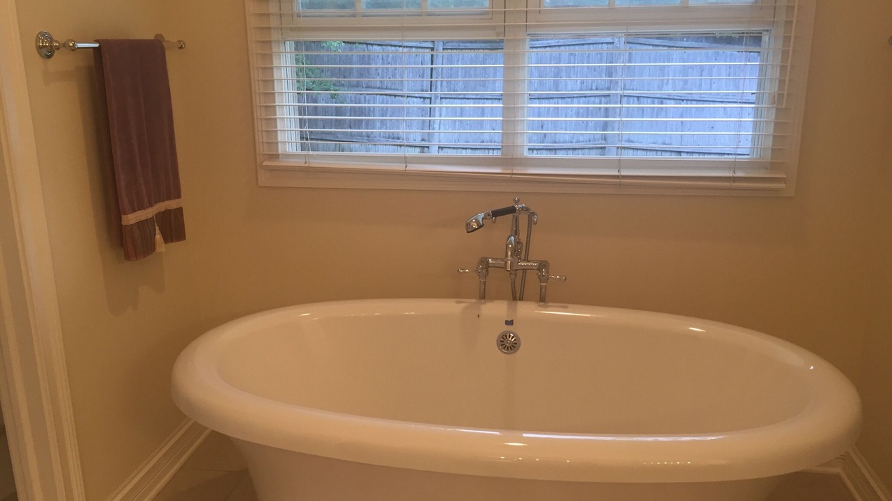 Photo of Bathroom in Lake Forest