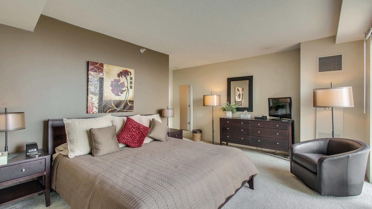 Photo of Bedroom in Downtown Chicago
