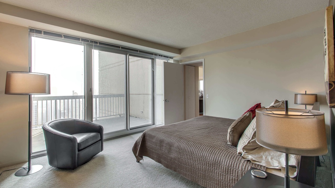 Photo of Bedroom in Downtown Chicago