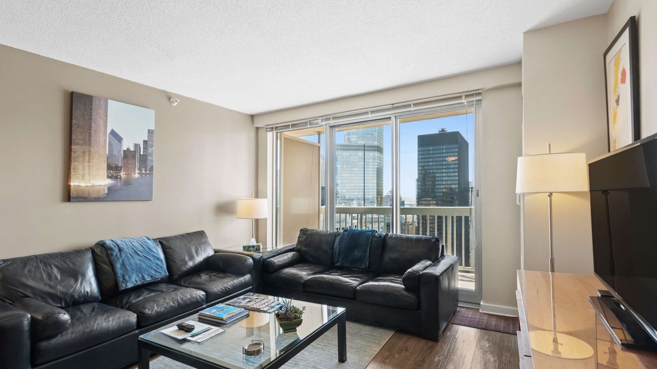 Photo of Livingroom in Downtown Chicago