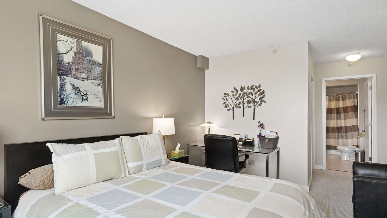 Photo of Bedroom in Downtown Chicago