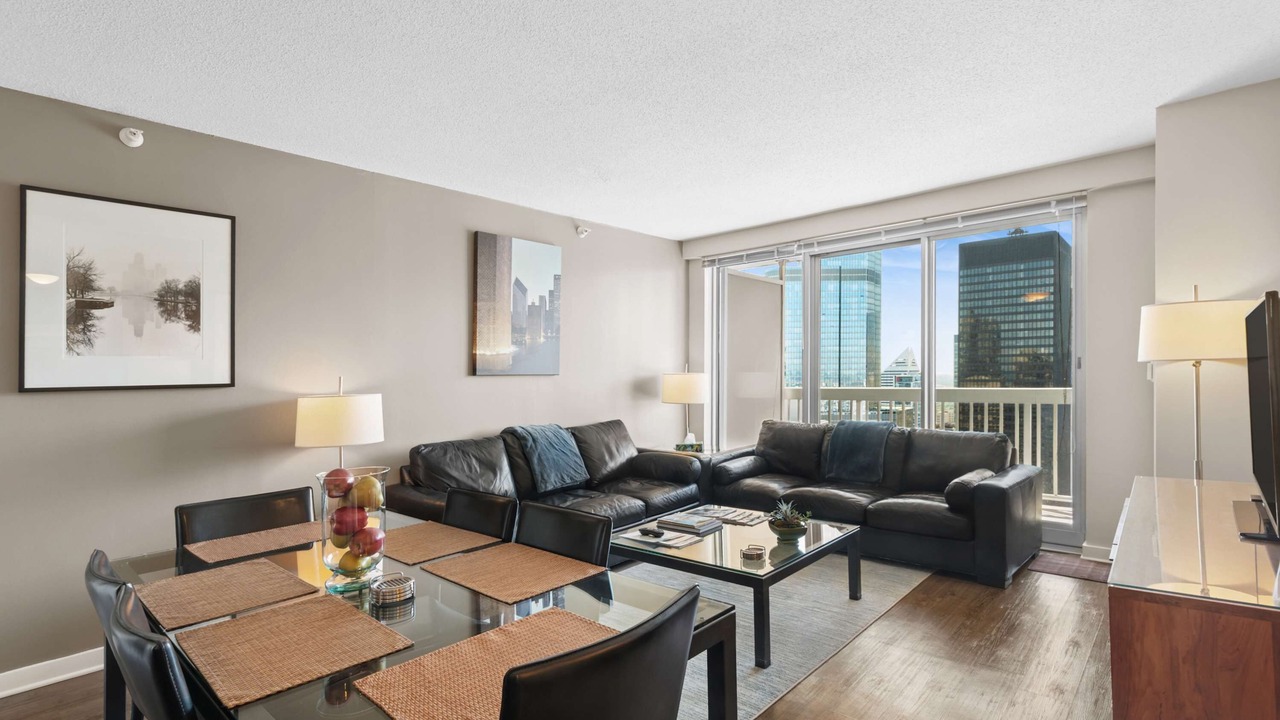 Photo of Livingroom in Downtown Chicago