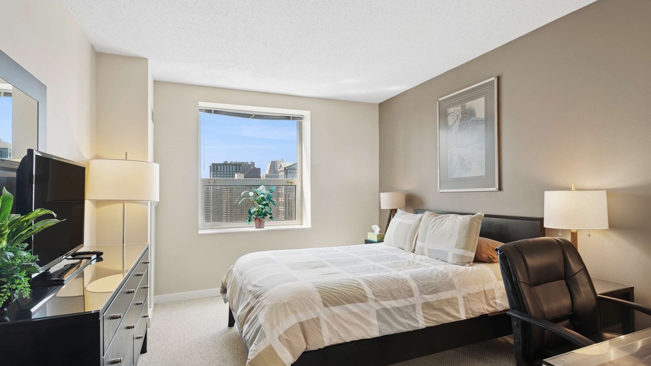 Photo of Bedroom in Downtown Chicago