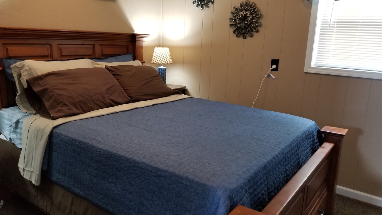 Photo of Bedroom in Lakewood