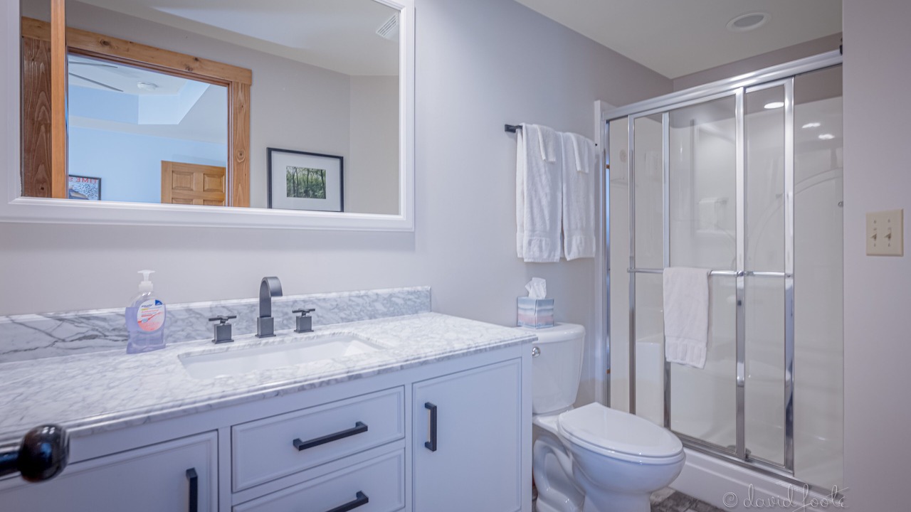 Photo of Bathroom in The Galena Territory