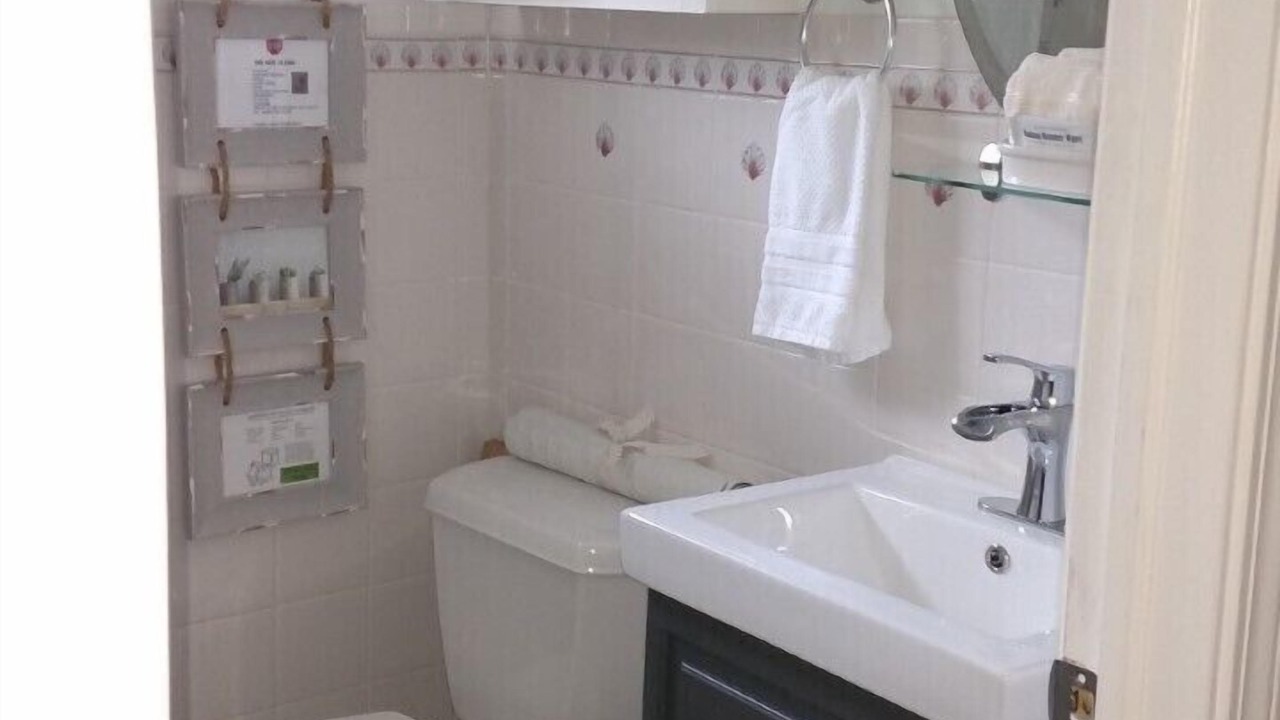 Photo of Bathroom in Evanston