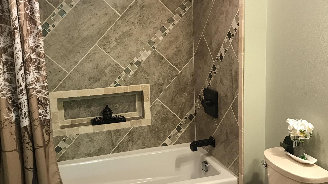 Photo of Bathroom in The Galena Territory
